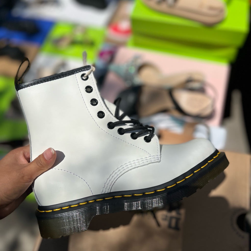 1460 White Dr Martens